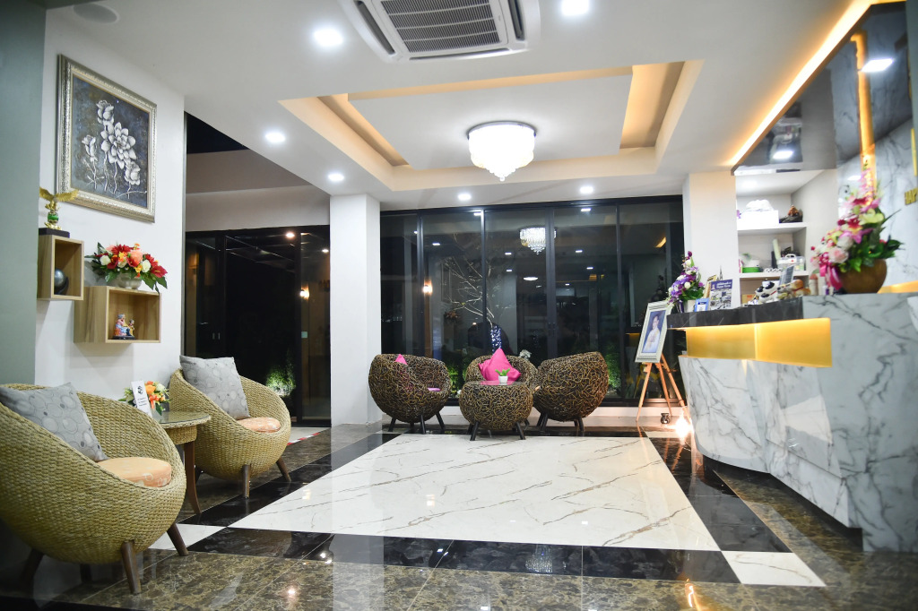 Отель Happy Room Chiang Rai