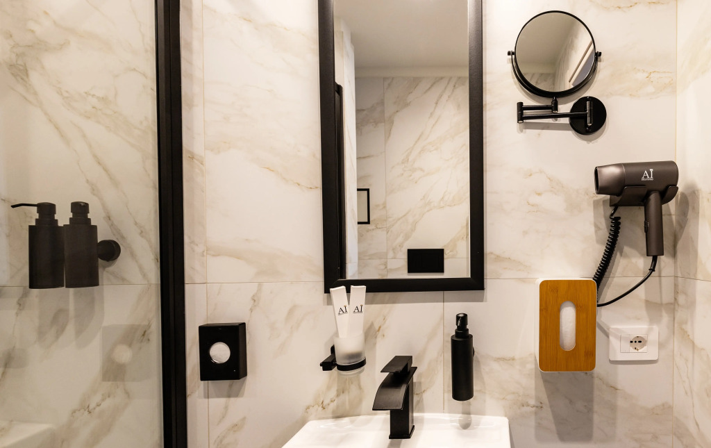 Бутик-отель Aiello Hotels - Isola Design District