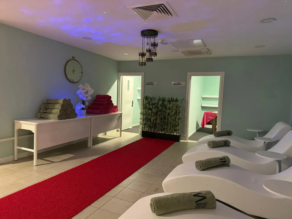Grand Nar Hotel
