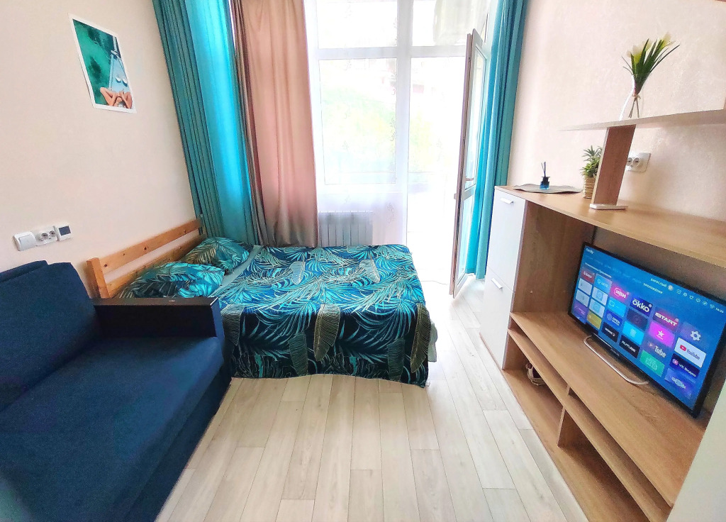 Квартира с балконом и ванной