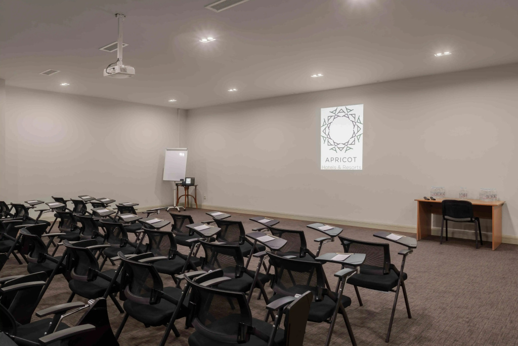 GRAND HOTEL GYUMRI by APRICOT Hotels