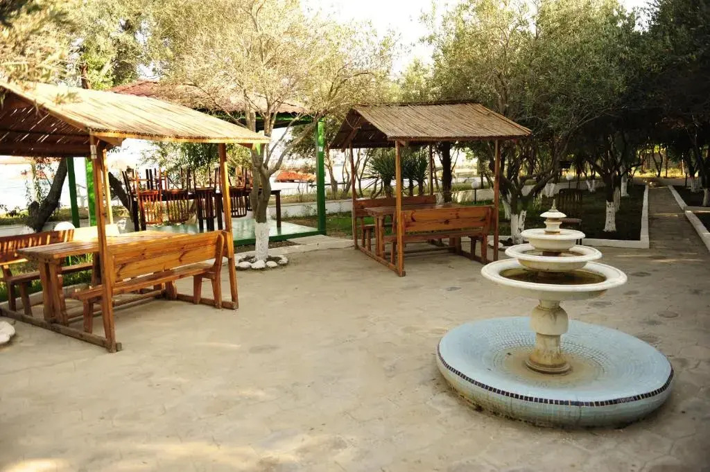 Отель Mavi Dalga Beach