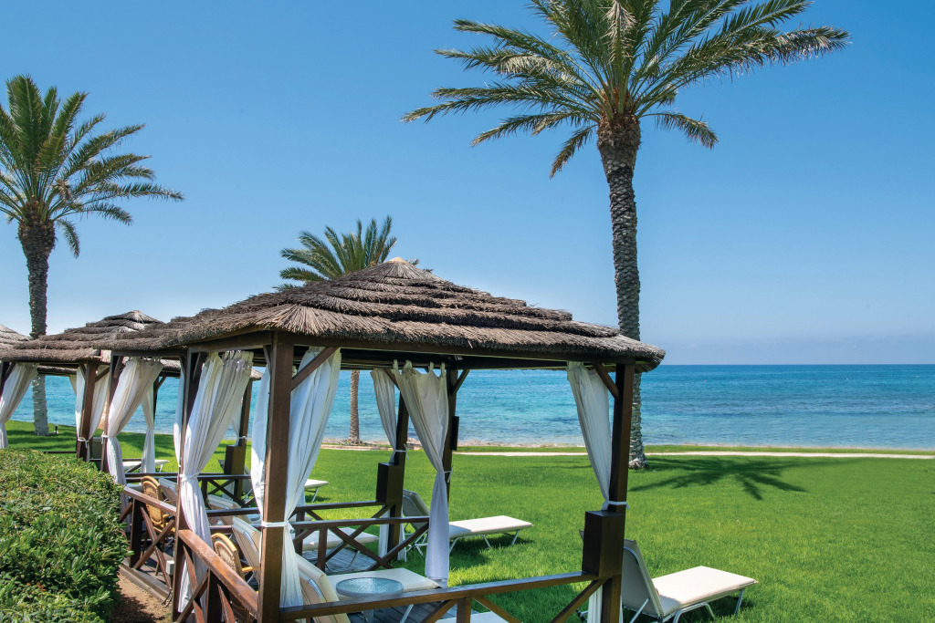 Отель Constantinou Bros Athena Beach
