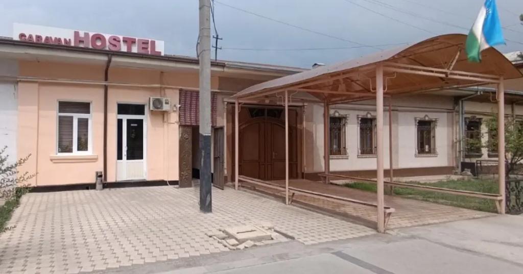 Хостел Caravan Hostel