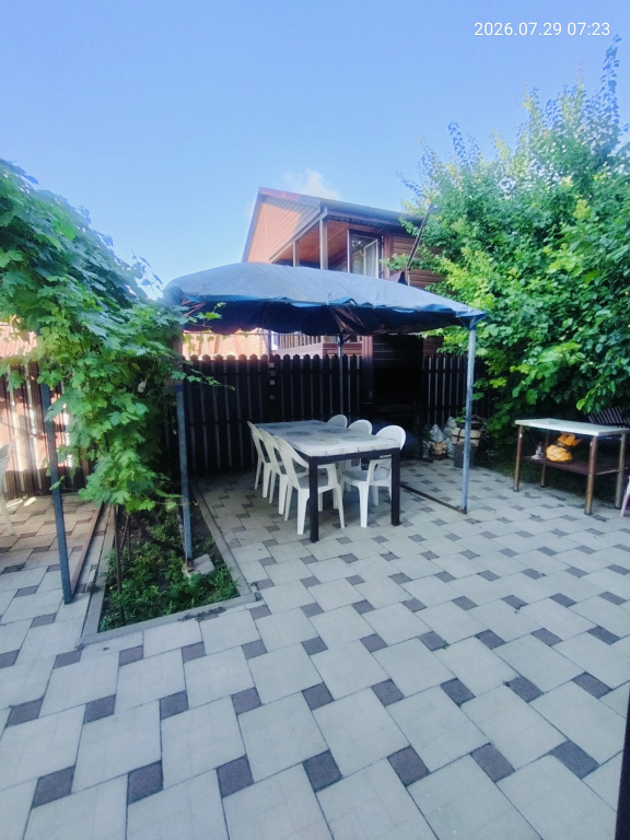 Guest House on Aivazovskogo 38