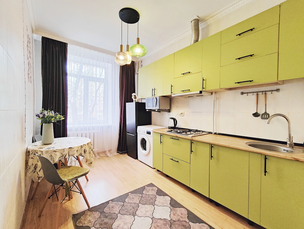 Апартаменты M.O.O.N. APARTMENTS Seifullina 500