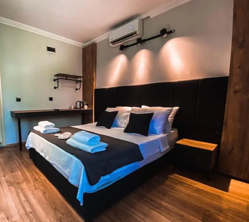 Tepe Hotel