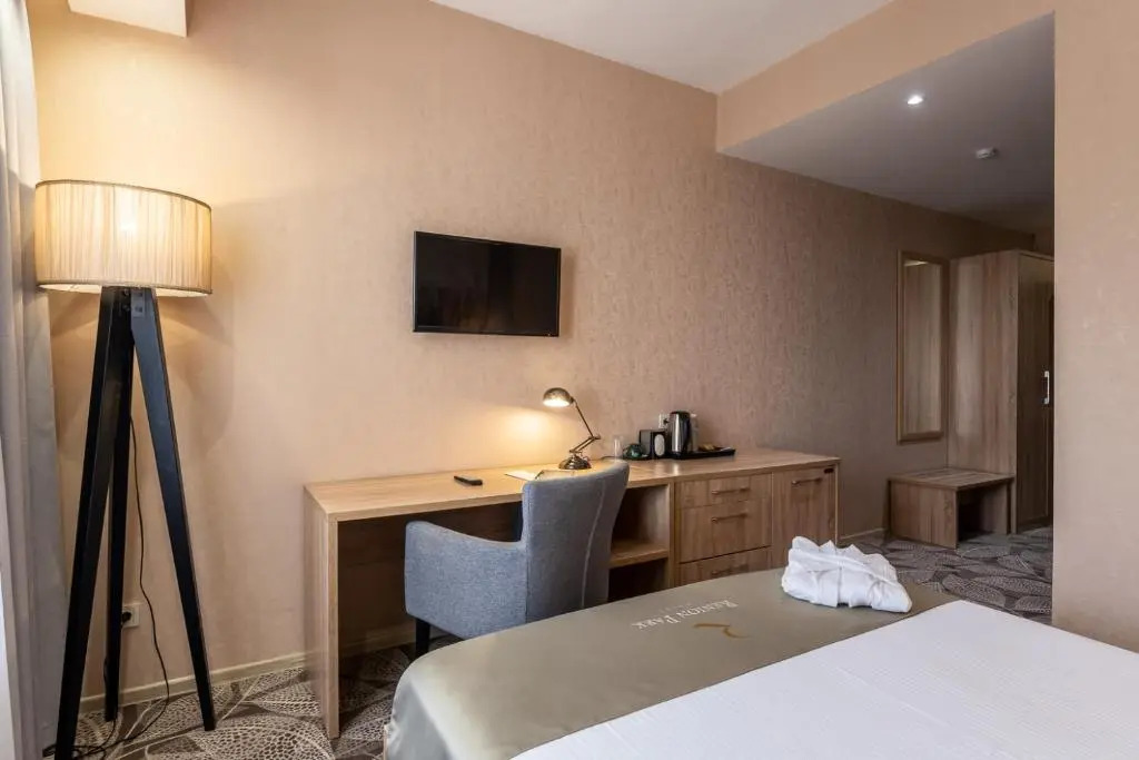 Renion Park Hotel