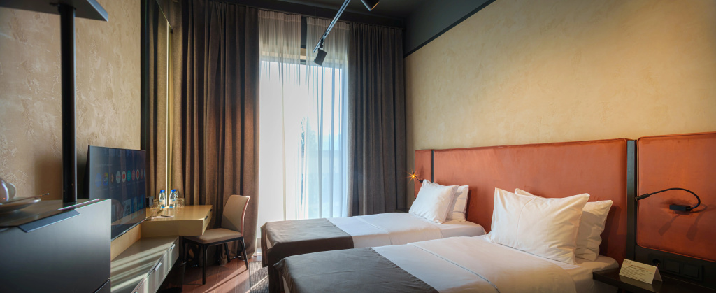 4 ★ Rilas Hotel