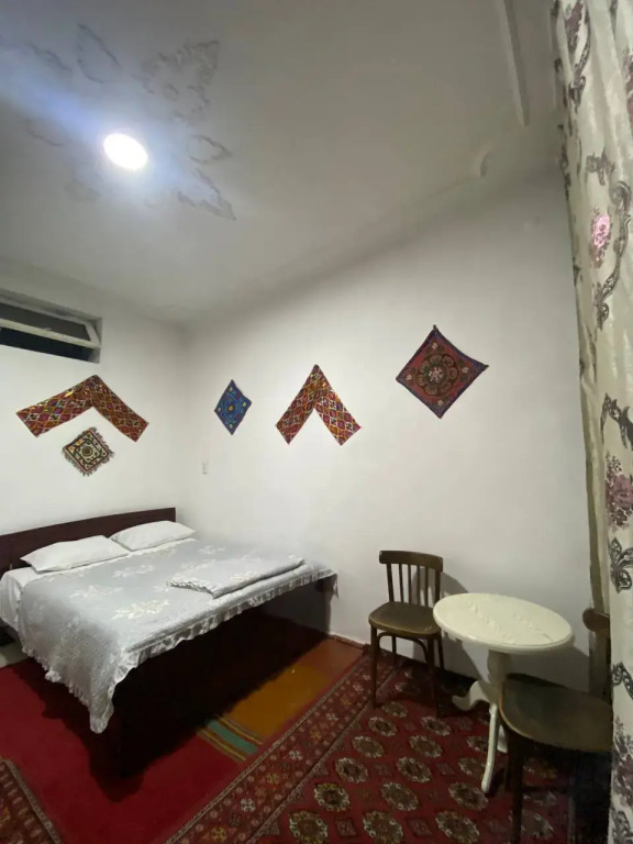 Ozod  Guest House