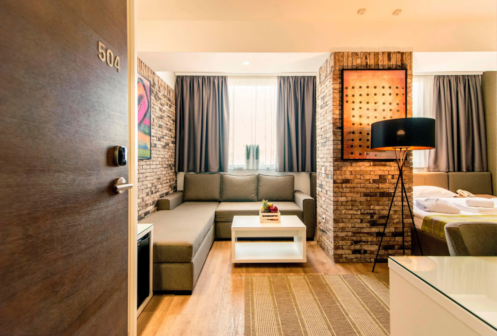 Отель Belgrade Inn