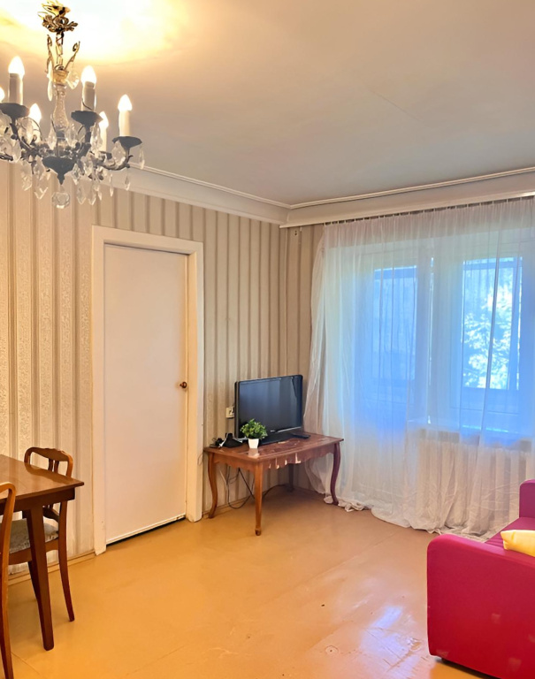 Квартира Трехкомнатная квартира рядом с Кремлем