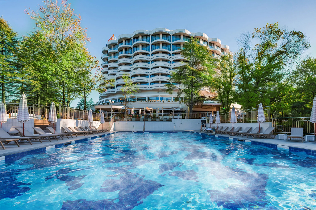 Отель Cosmos Stay Le Rond Сочи