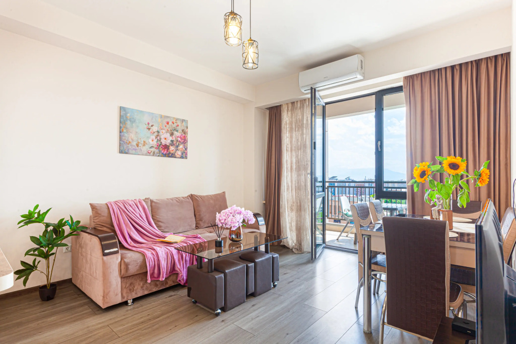 Апартаменты on Koghbatsi str. 16-132