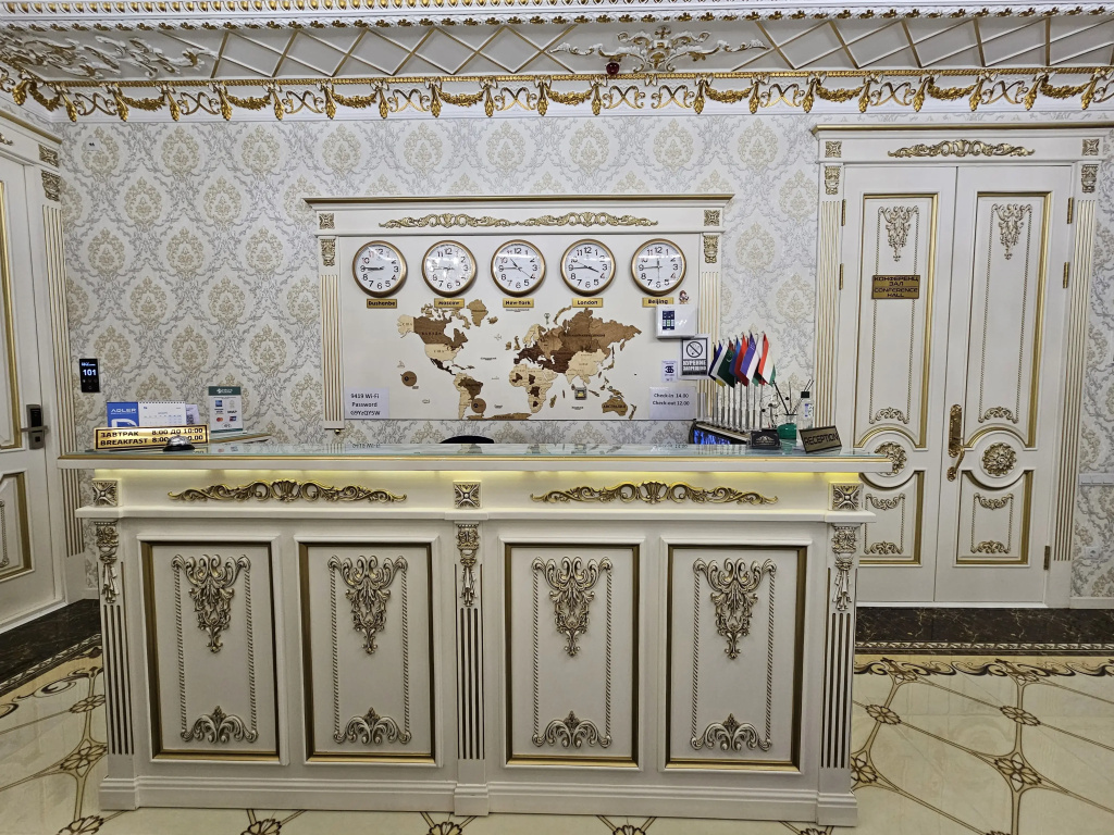 Hotel Sharq