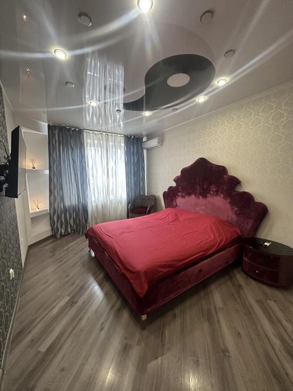 Квартира около ТЦ Ультра