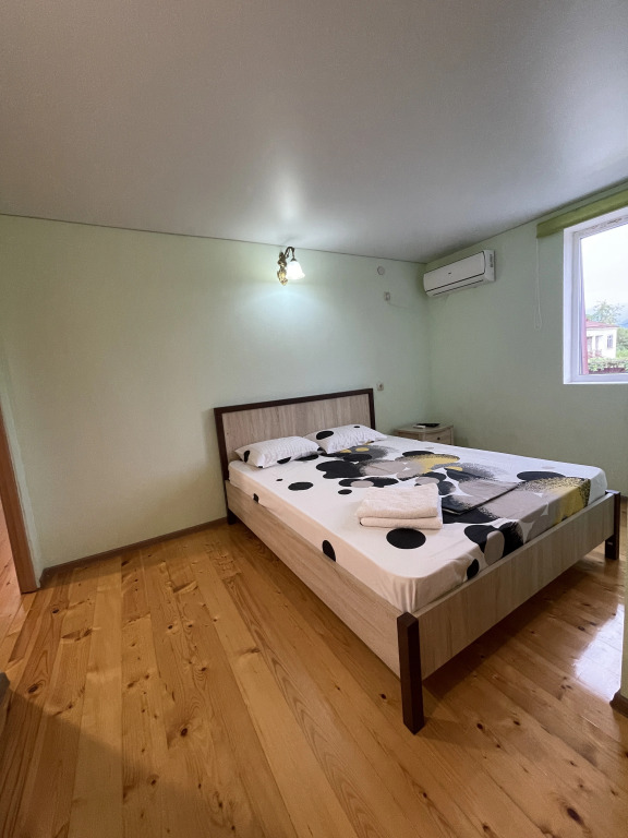 Amra Guest house