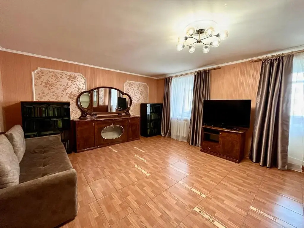 Квартира Трёхкомнатная  в Советском районе