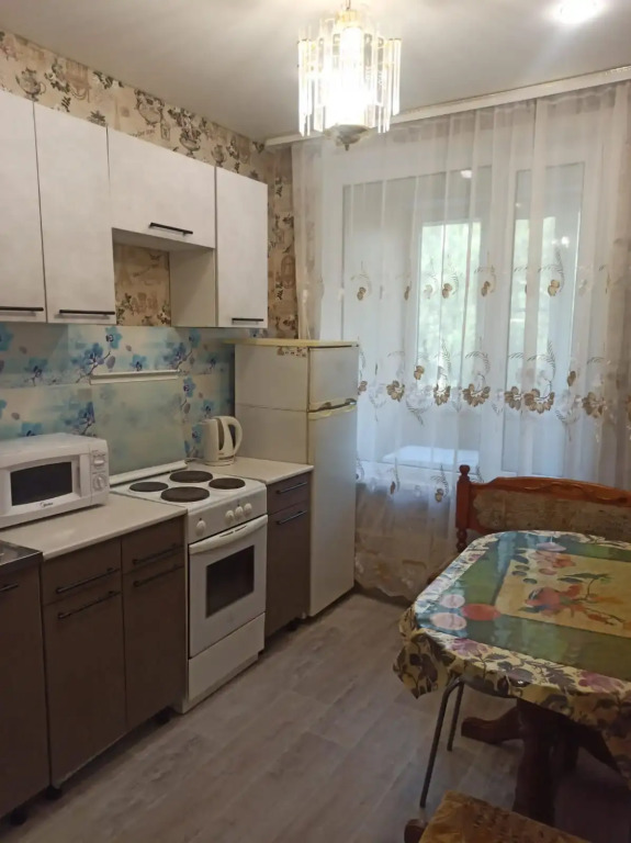 Трехкомнатная квартира в Тольятти
