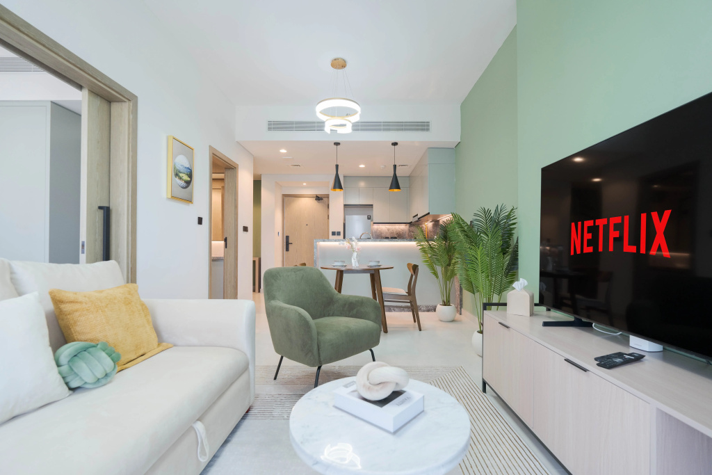 KeyRock Living -  Luxe Escape with Pool
