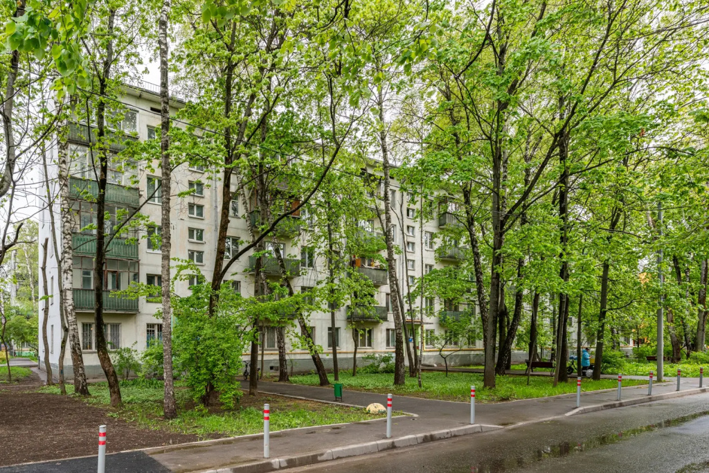 Апартаменты Студия с новым ремонтом у метро