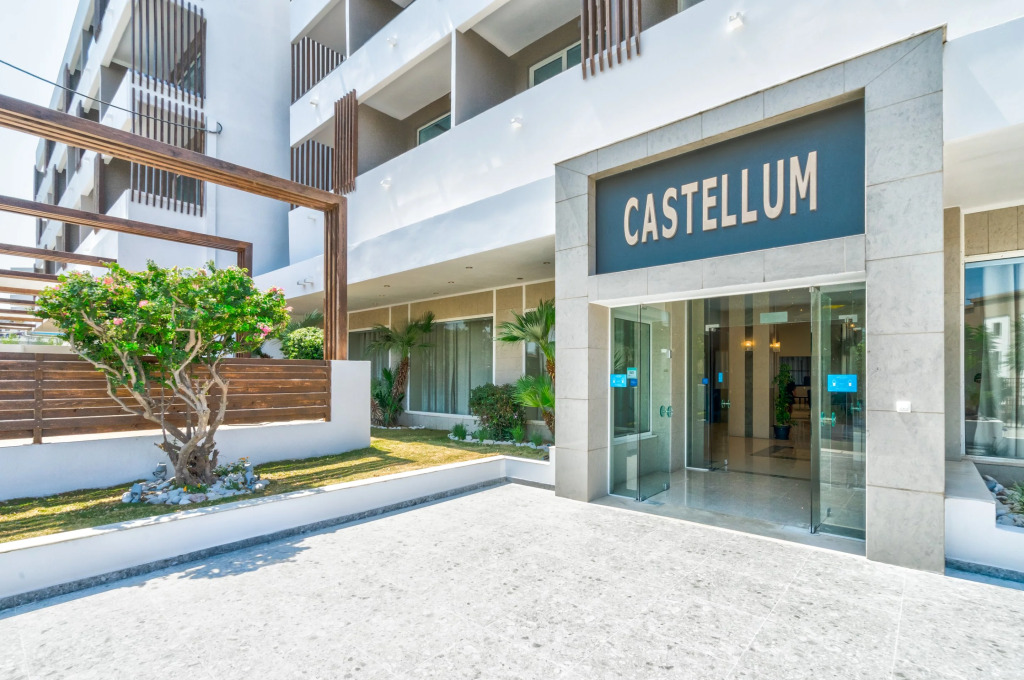 Отель Castellum Suites