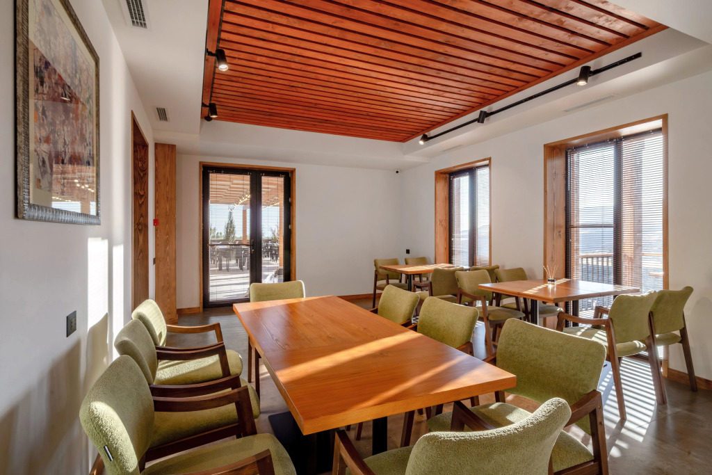Aprie Boutique Hotel