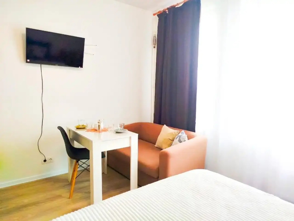 Квартира Live In Comfort Берег 8