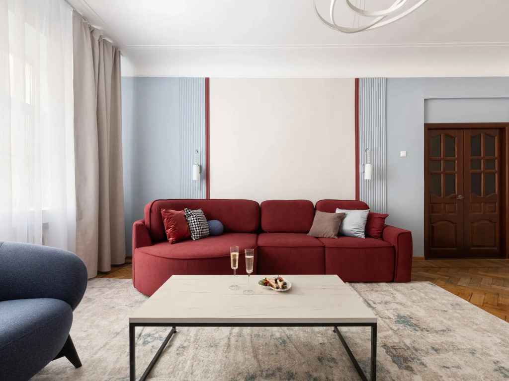 Квартира GM Apartments Четверка на Патриках в вишнёвых тонах