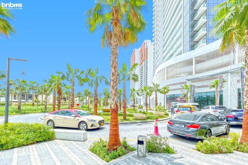 Апартаменты bnbmehomes | Damac Hills Studio w/ City View-2504