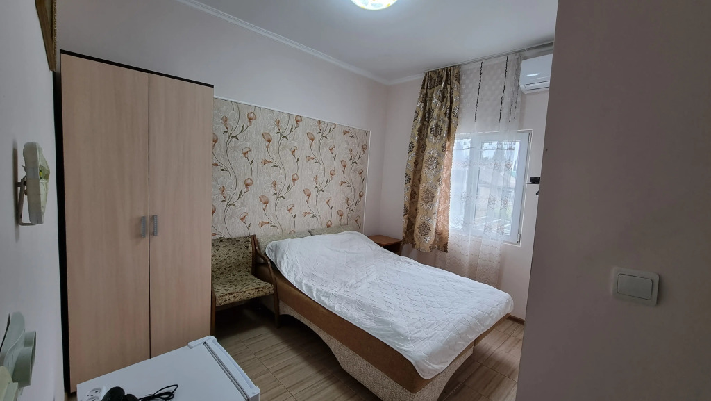 Elena Guest House