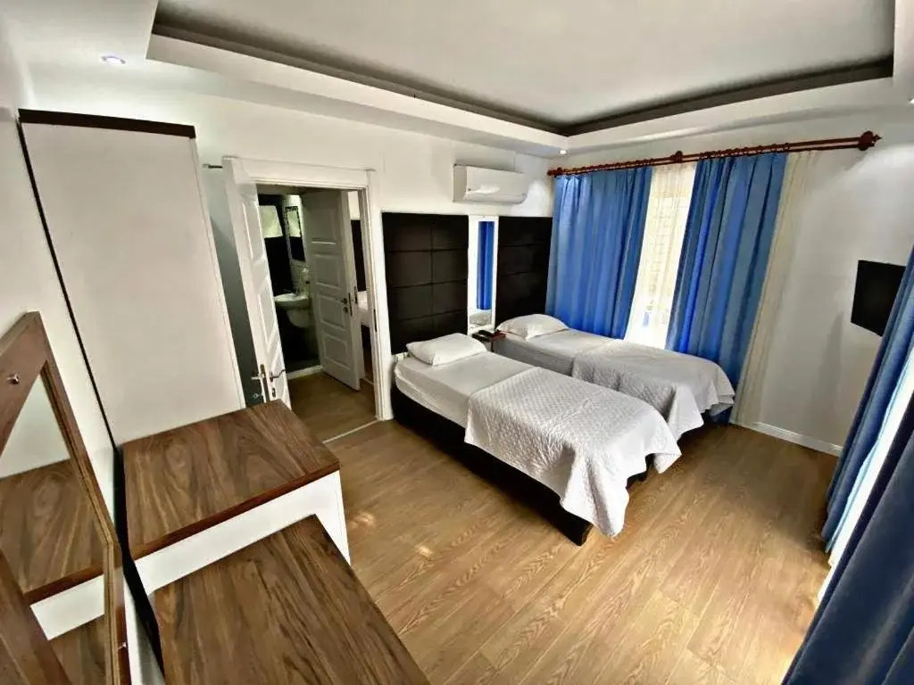 Lotus Otel