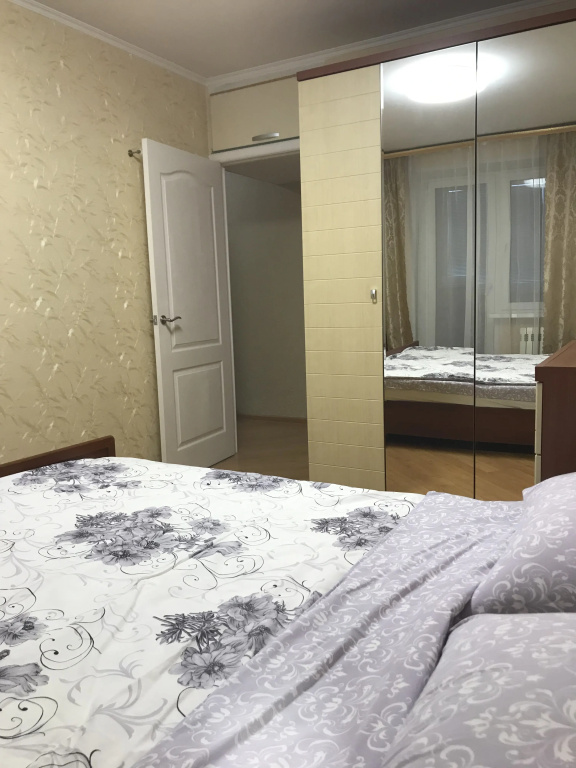 Апартаменты с 2 комнатами с балконом и с видом на город в КиМ