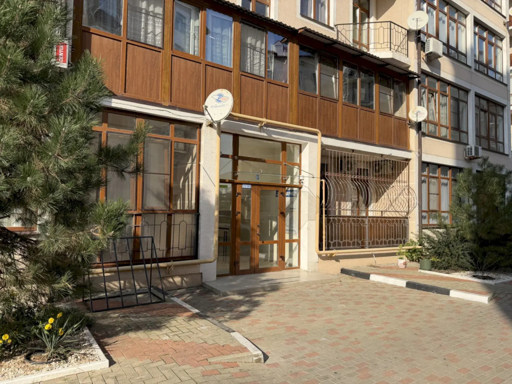 Квартира 390 у моря с балконом и парковкой — Толстый мыс