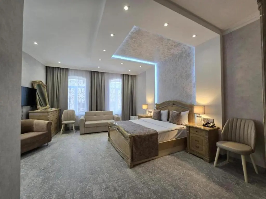 Golden Sands Hotel