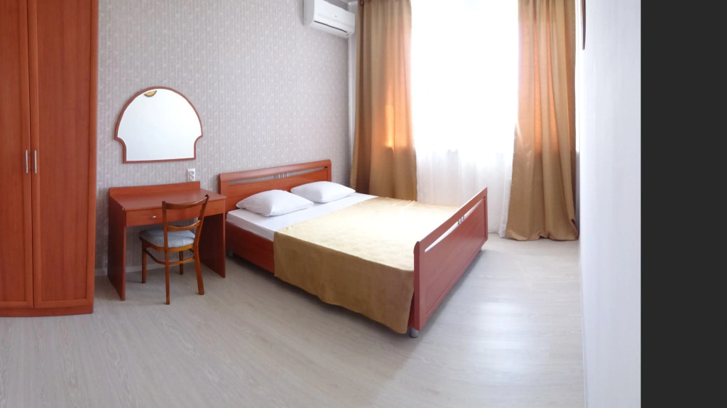 Apartamentyi Na Tamanskaya 121