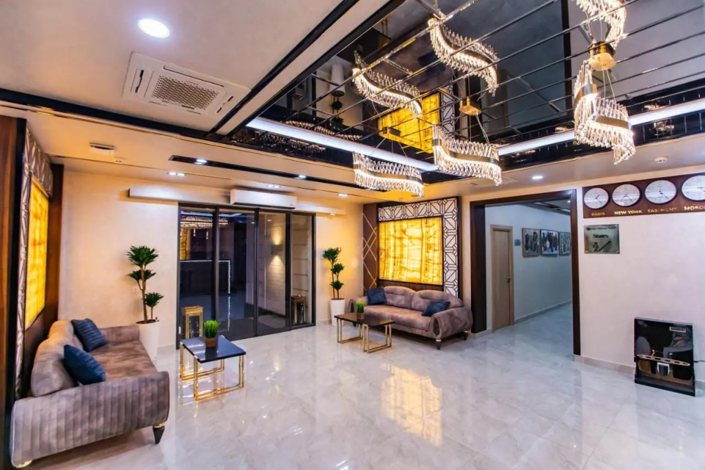 Отель Art Deluxe