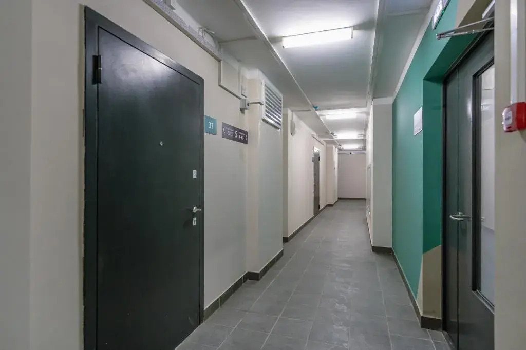 Квартира у метро Елизаровская 36