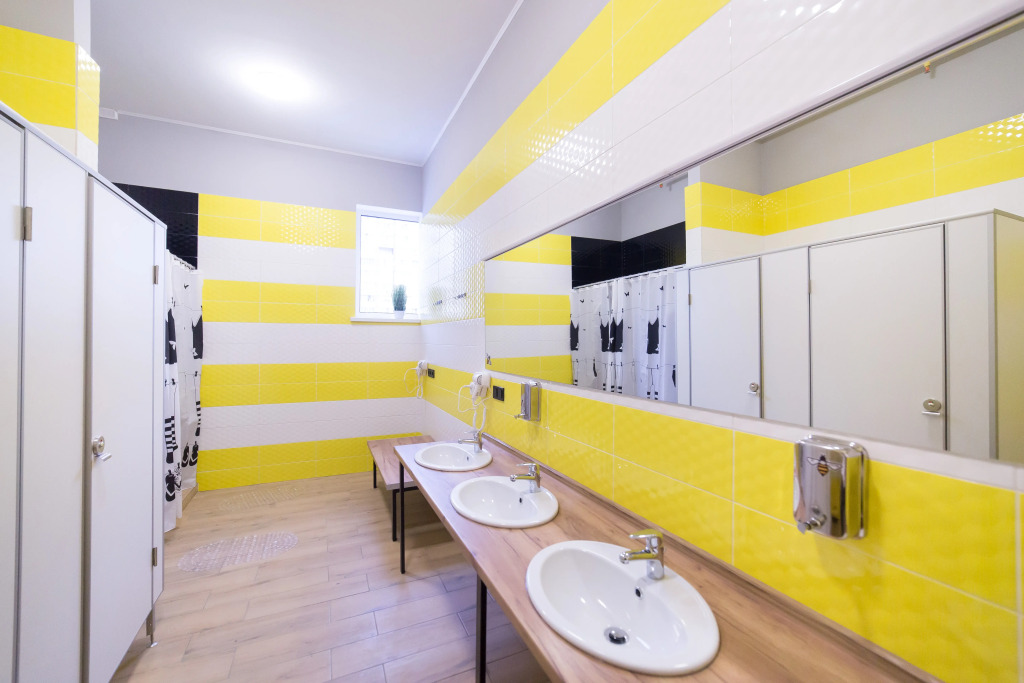 HOTEL Bee Station