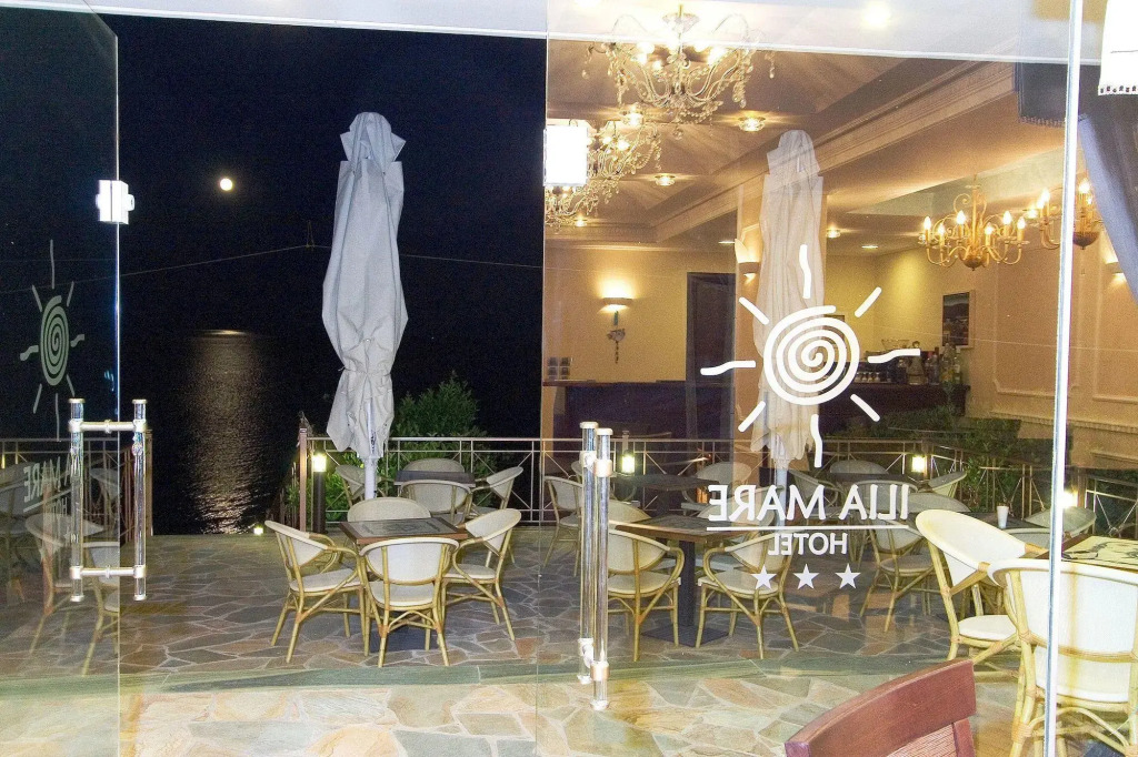 Отель Ilia Mare