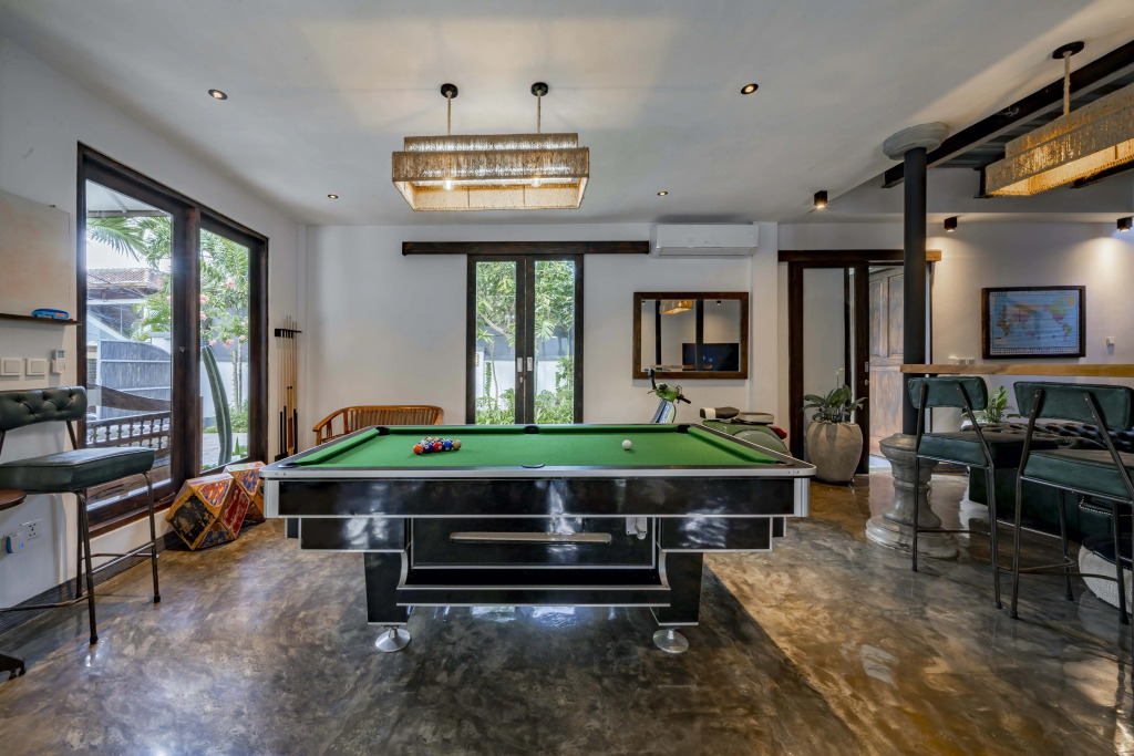 Вилла Gang Bima - Unique Retro Seminyak Private Mansion