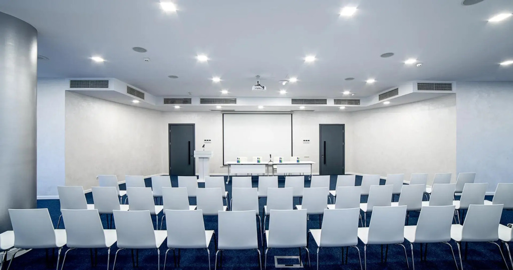 Meta Business Hotel By King David