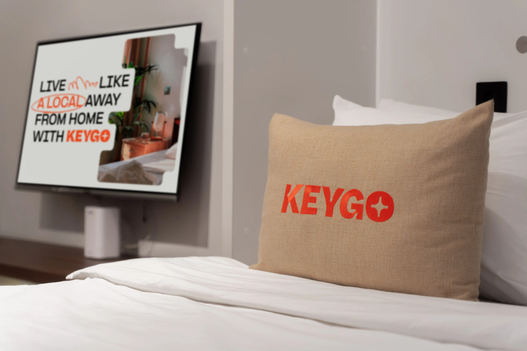Апартаменты Студия KeyGo 0223 с видом на Мост Победы
