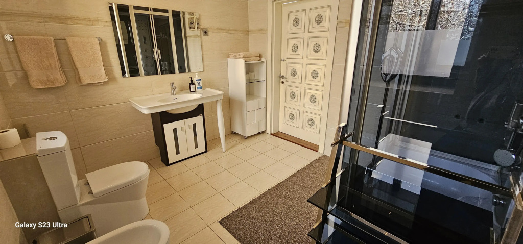 Вилла Honey Apartments Almaty