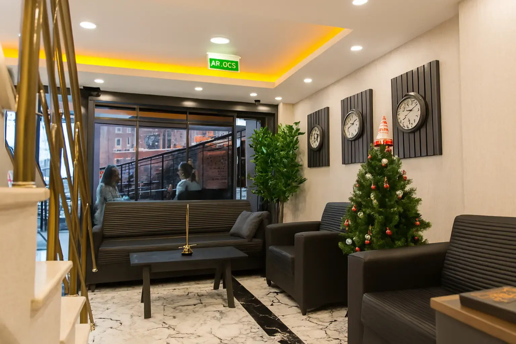 CALENBERG HOTEL