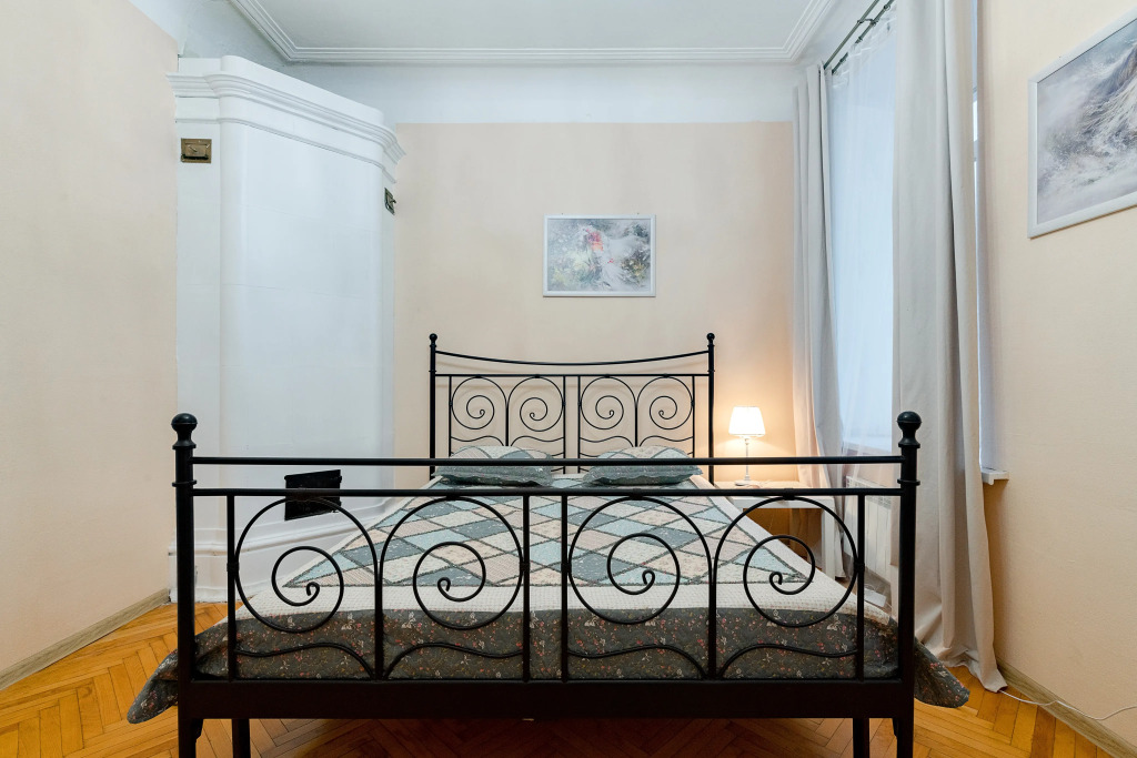 Квартира на Марата, 8