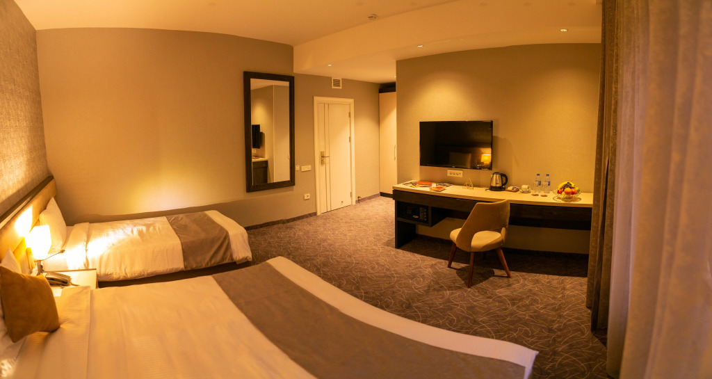 Отель Parkway Inn Hotel & Spa