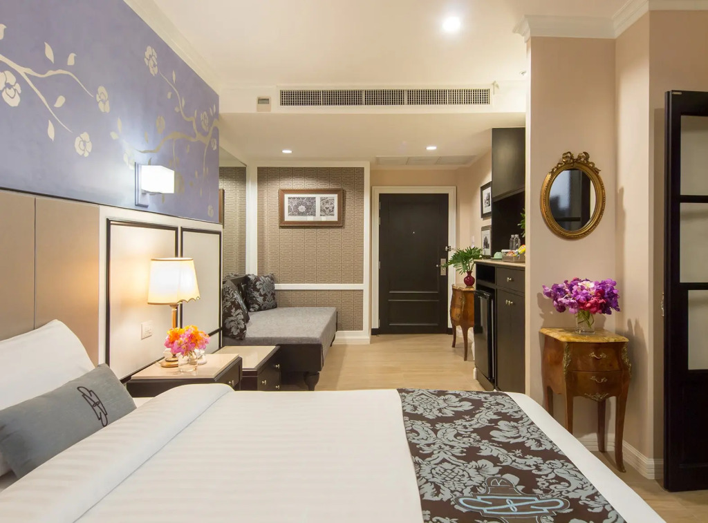 Saras Hotel