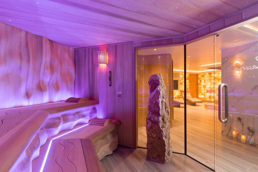 Nobil Luxury Boutique Hotel