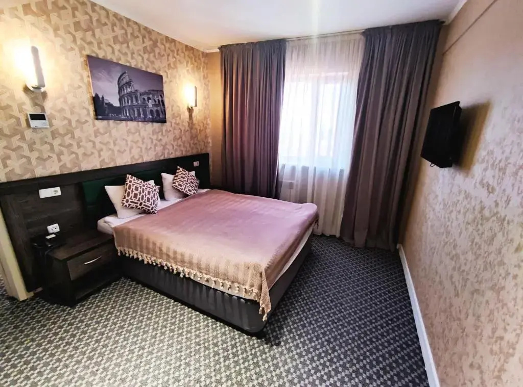 Golden Palace Hotel